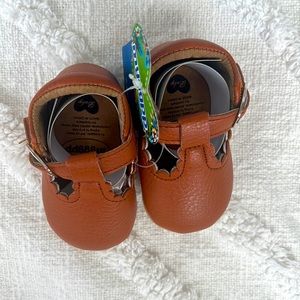 Baby girl shoes 0-6 months